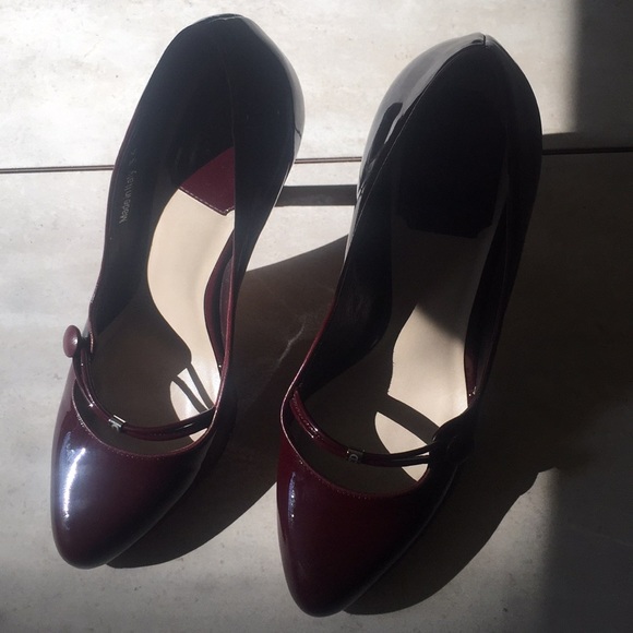 Burgundy CHRISTIAN DIOR heels - Picture 5 of 5
